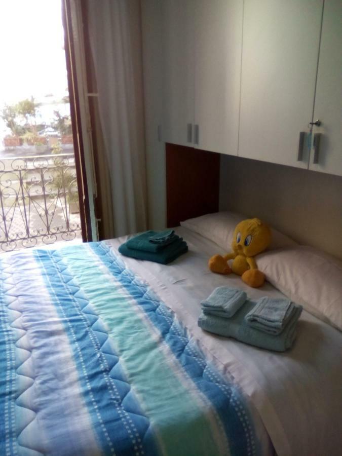 Bed And Breakfast Priscilla Regalbuto Exterior foto